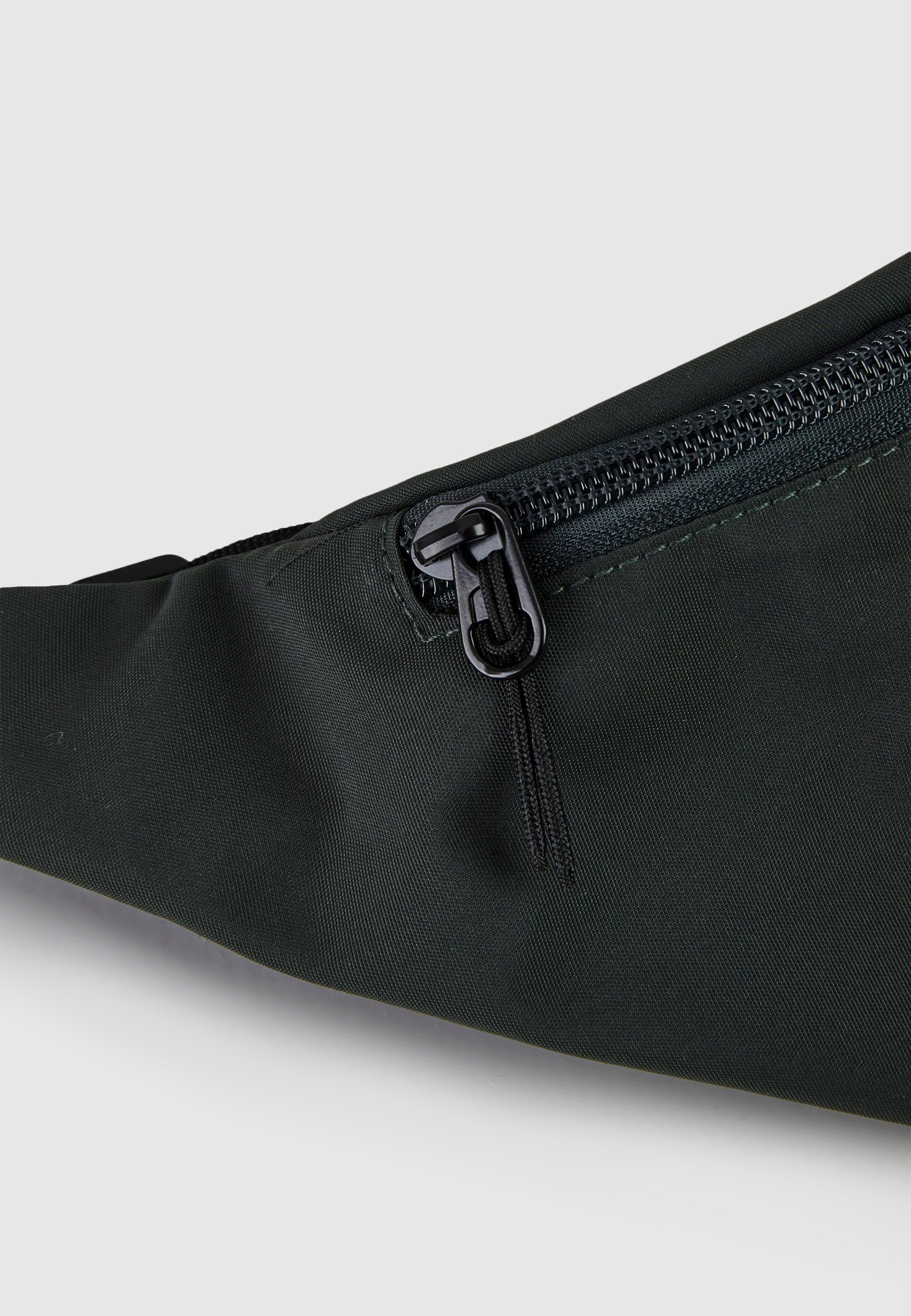 Cleptomanicx Simplist Scarab Green Hipbag dunkelgrün 